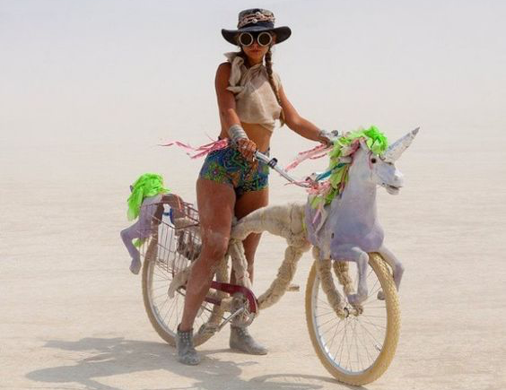 Art Bike Invasion: meniniai dviračiai Lietuvai tiesiai iš JAV dykumos